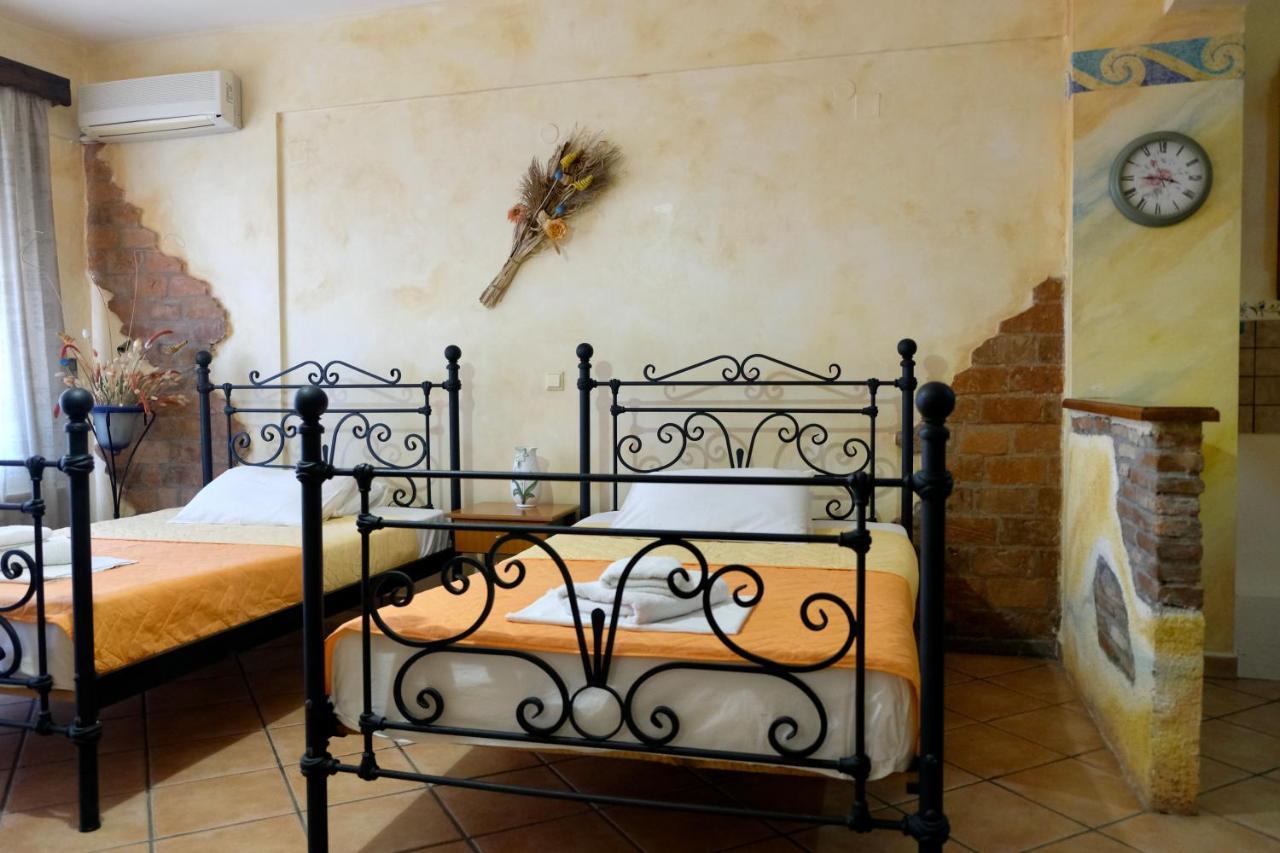 Aphrodite Apartment *